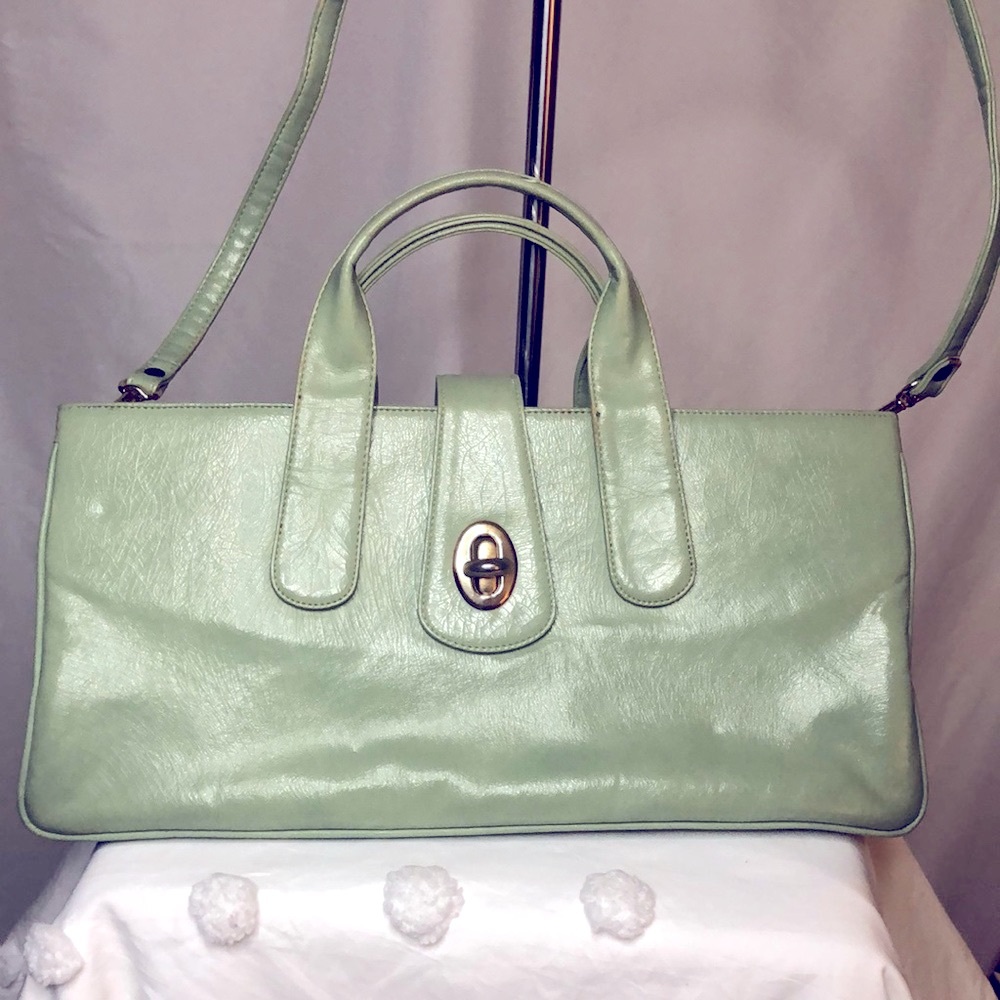 FRANCOIS pale green vintage handbag.